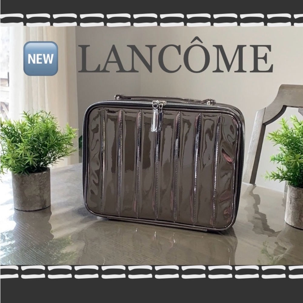Lancôme Silver (Gun Metal) Colored Travel Case Measures 9x12x4’ 🌳🆕🌳.